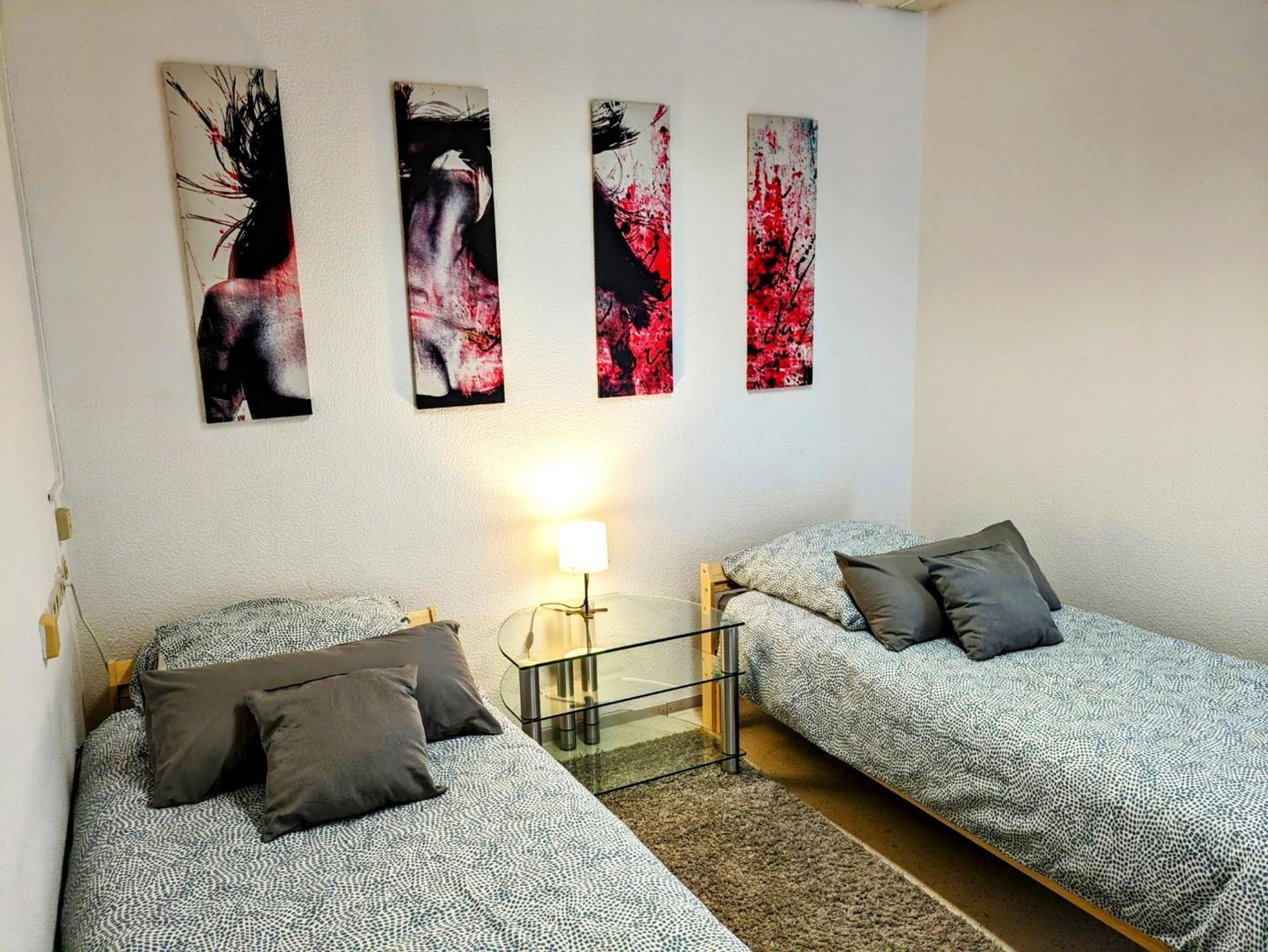 4 Zimmer Geraeumige Und Ruhig Gelegene Ferien- Und Monteurwohnung Nur Fuer Sie Allein Aujvari Vermietungen Spiegelberg Exterior photo